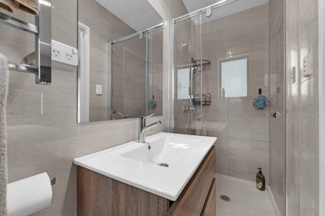 Photo of property in 2 Tidal View Road, Karaka, Papakura, 2113