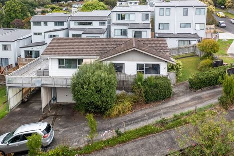 Photo of property in 13 Celeste Place, Totara Vale, Auckland, 0627