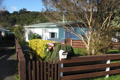 Photo of property in 85a Main Road, Wainuiomata, Lower Hutt, 5014