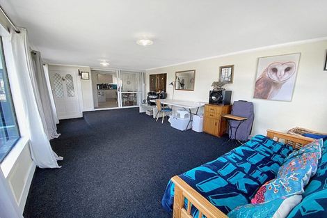 Photo of property in 15 Mack Street, Foxton Beach, Foxton, 4815