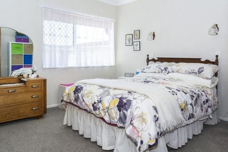 Photo of property in 36 Tukapa Street, Westown, New Plymouth, 4310