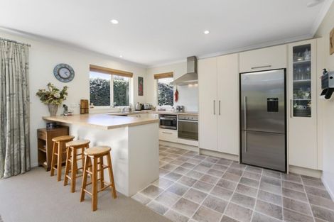 Photo of property in 32 Rosella Drive, Welcome Bay, Tauranga, 3112