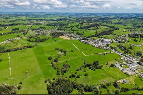 Photo of property in 122 Hurndall Street East, Maungaturoto, 0520