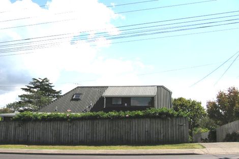 Photo of property in 1/81 Carlisle Road, Torbay, Auckland, 0632