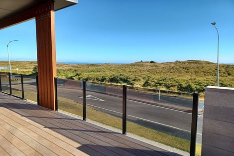 Photo of property in 1a Sandhurst Drive, Papamoa Beach, Papamoa, 3118