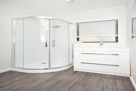 Photo of property in 2/31 Halsey Road, Manurewa, Auckland, 2102