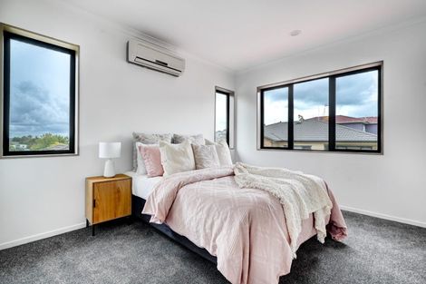 Photo of property in 17 Edgewood Way, Henderson, Auckland, 0612