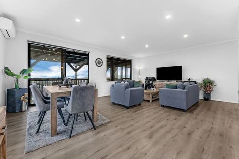 Photo of property in 16 Skiffington Road, Pokeno, 2402