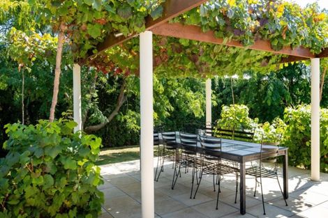 Photo of property in 515 Ikanui Road, Frimley, Hastings, 4120