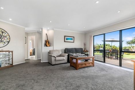 Photo of property in 4 Orion Drive, Welcome Bay, Tauranga, 3112