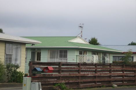 Photo of property in 15/b Cypress Grove, Paraparaumu, 5032