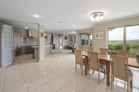 Photo of property in 3 Linden Place, Matipo Heights, Rotorua, 3015