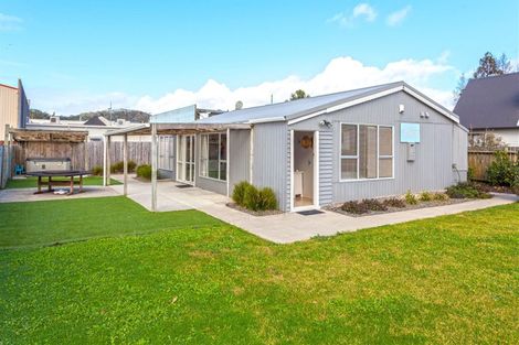 Photo of property in 3 Kenneth Avenue, Whitianga, 3510