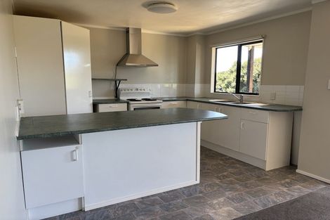 Photo of property in 19 Makora Grove, Paremata, Porirua, 5024