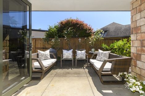 Photo of property in 24 Hansard Place, Bethlehem, Tauranga, 3110