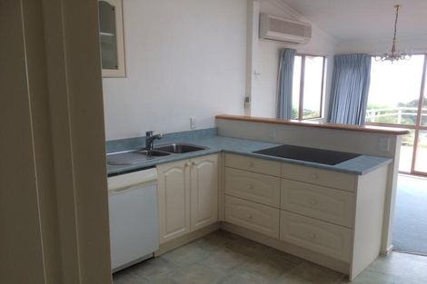 Photo of property in 17 Sea Vista Avenue, Beach Haven, Auckland, 0626