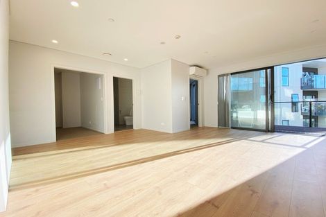 Photo of property in 412/3 Kaipiho Lane, Albany, Auckland, 0632