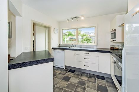Photo of property in 10 Greta Place, Hoon Hay, Christchurch, 8025