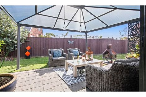 Photo of property in 16 Mansfield Drive, Kaiapoi, 7630