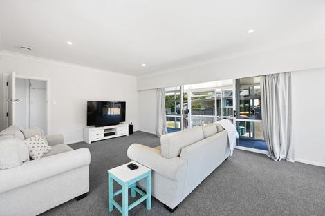 Photo of property in 19 Seifert Street, Forest Lake, Hamilton, 3200