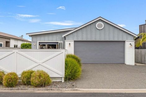 Photo of property in 4 Ascarina Way, Papamoa Beach, Papamoa, 3118