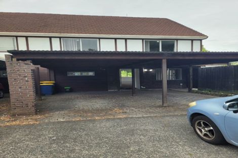 Photo of property in 15 Tiki Street, New Lynn, Auckland, 0600