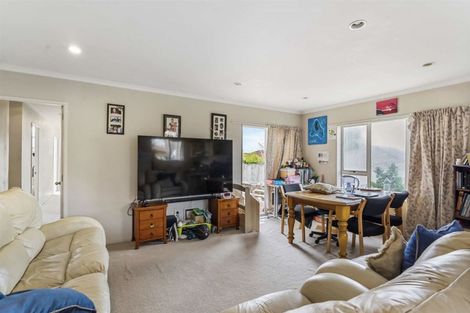 Photo of property in 7 Nykki Place, Papakura, 2110