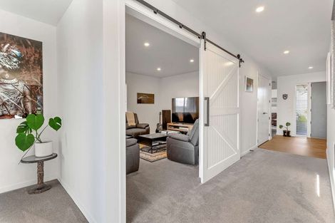 Photo of property in 30 Ngaroma Crescent, Whitianga, 3510