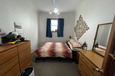 Photo of property in 138 Russell Terrace, Berhampore, Wellington, 6023