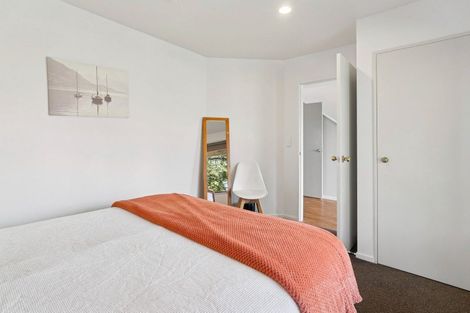 Photo of property in 33 Arawata Terrace, Fernhill, Queenstown, 9300