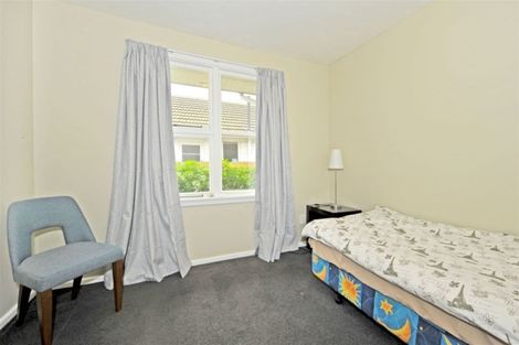 Photo of property in 37 Greendale Avenue, Avonhead, Christchurch, 8042