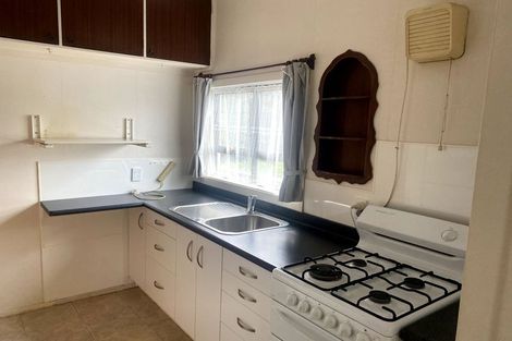 Photo of property in 74 Shamrock Street, Takaro, Palmerston North, 4412