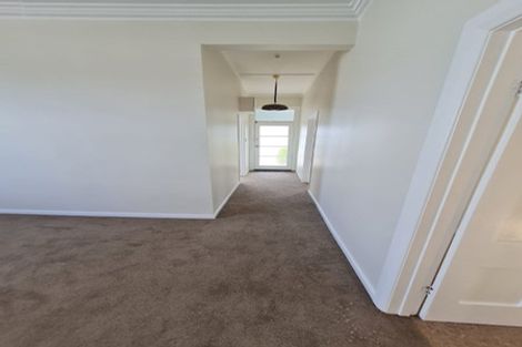 Photo of property in 11 Angus Avenue, Berhampore, Wellington, 6023