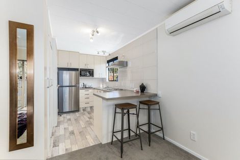 Photo of property in 7a Parkinson Close, Whitby, Porirua, 5024