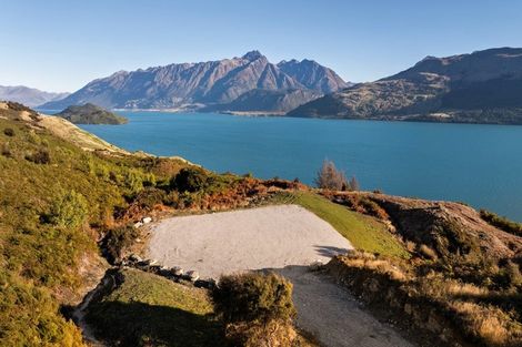 Photo of property in Wyuna, 118 Wyuna Rise, Glenorchy, 9372