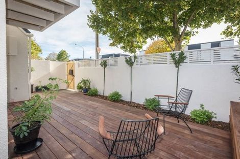 Photo of property in 2/270 Kilmore Street, Christchurch Central, Christchurch, 8011