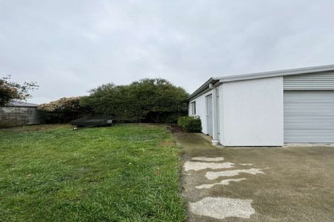 Photo of property in 17 Royal Park Drive, Parklands, Christchurch, 8083