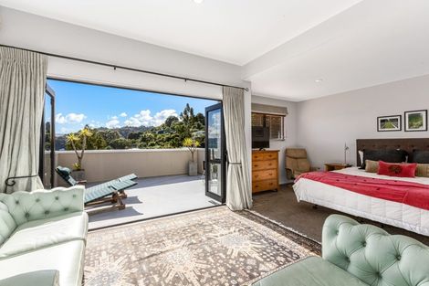 Photo of property in 52 Walter Road, Lowry Bay, Lower Hutt, 5013