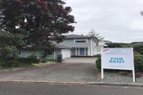 Photo of property in 63a Walton Street, Red Beach, 0932