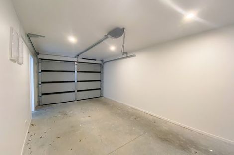 Photo of property in 11 Apple Lane, Henderson, Auckland, 0610