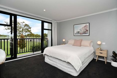 Photo of property in 15 Holmes Hanover Lane, Halswell, Christchurch, 8025