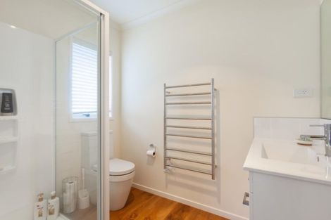 Photo of property in 20 Fuller Street, Papamoa Beach, Papamoa, 3118