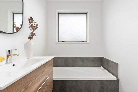 Photo of property in 61a Veitches Road, Casebrook, Christchurch, 8051