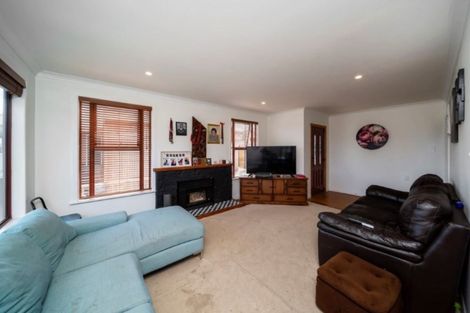 Photo of property in 158b Tukapa Street, Westown, New Plymouth, 4310