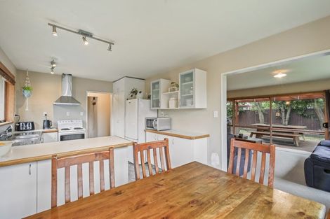 Photo of property in 6 Foster Place, Rangiora, 7400