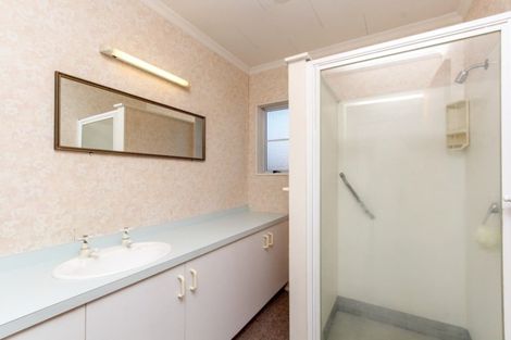 Photo of property in 1/9 Tukapa Street, Westown, New Plymouth, 4310