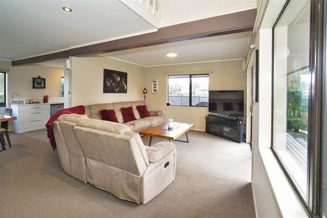 Photo of property in 19 Ronald Court, Pukete, Hamilton, 3200