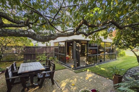 Photo of property in 76 Solomon Avenue, Redwood, Christchurch, 8051