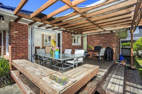Photo of property in 27 Lomond Street, Takapuna, Auckland, 0622