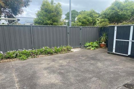 Photo of property in 5i The Esplanade, Eastern Beach, Auckland, 2012